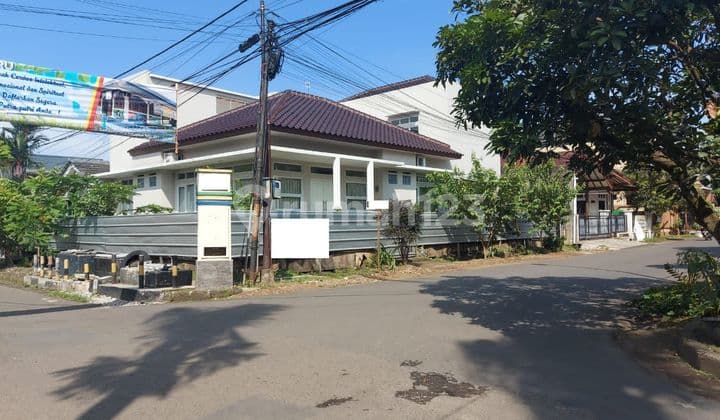 RUMAH SIAP HUNI DEKAT GRIYA ANTAPANI