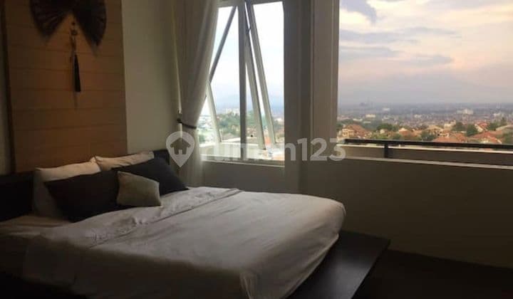 RUMAH MEWAH KAWASAN BANDUNG UTARA CIGADUNG DAGO