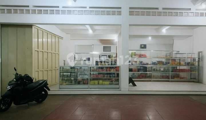 Ruang usaha strategis dekat borma cijerah di melong asih