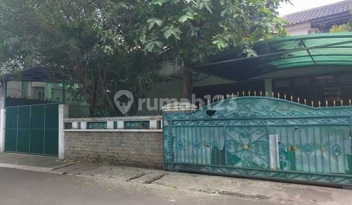 House on Jl. Delman, South Jakarta, Tanah Kusir.