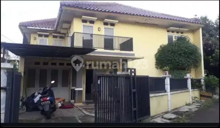 Rumah Bagus Dalam Perumahan Yang Yidak Banjir Dekat Kampus Stan Bintaro