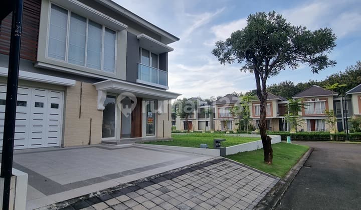 For Rent !! New House !! Bsb City Semarang , Cluster Victoria Valley Dekat Danau Bsb, 2 Lantai , Semi Furnished : Ac ,curtain . Lt.395 Lb.190 Kt.3+1 Km.2+1