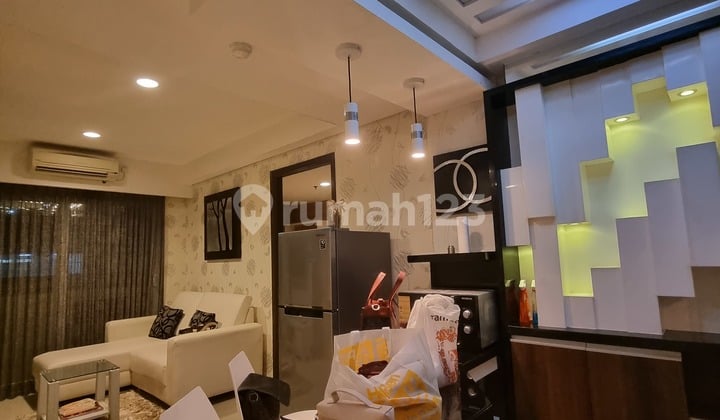 Mg suite apartemen tengah kota 2 bed room, luas dan siap pakai ..balkon luas