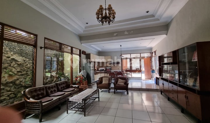 JUAL MURAH ! TURUN 1Milliar!!HM! JL.S PARMAN LOKASI STRATEGIS BANGET!! DKT RS KARIADI & TUGU MUDA BAGUS UNT HOTEL, CAFE, RESTO, TOKO