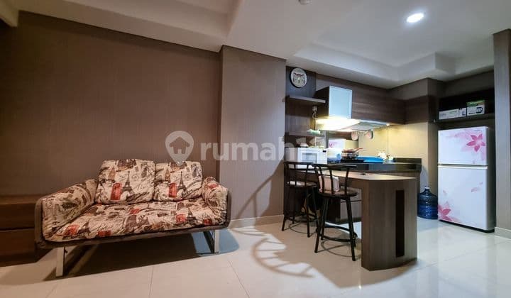 Sewa Murah,turun Hrg !! Mg Suites Apartement 45m2, 1 Bed Room Bukan Studio!! ,mewah, Fully Furnished, Balkon Luas ,nyaman Buat Nongkrong / Jemur, Nice View , Hadap Utara ,lokasi Pusat Kota Semarang ,lantai Premium ,nice View ,tinggal Bawa Koper Saja!