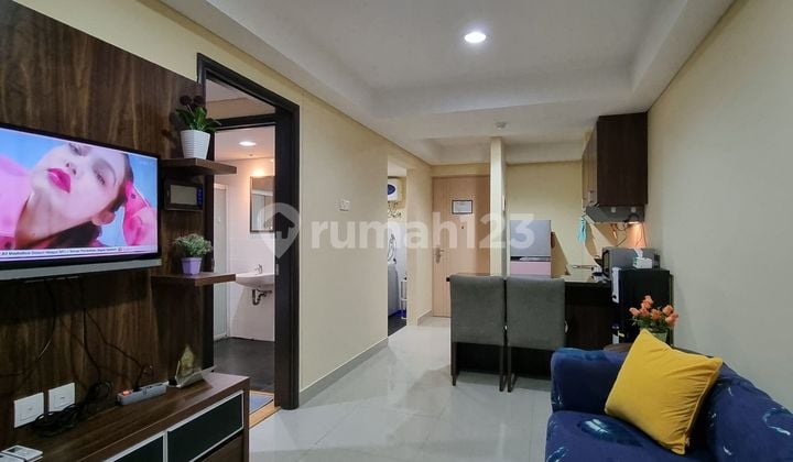 SEWA Murah MG SUITES APARTEMEN 45M2 ,1 BED ROOM , BUKAN STUDIO, FULLY FURNISHED, FASILITAS UNIT LENGKAP, BALKON LUAS ,tinggal bawa koper saja