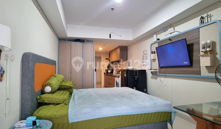 Sell Fast and Cheap !! City Center Apartment, Jl. Pemuda Semarang, Marquis De Lafayette Apartment / Louis Keinne Apartment. Fully Furnished, Ready to Occupy, Super Complete, Good Condition Ready to Occupy. Good Investment Prospect because It's Rentable !! Location