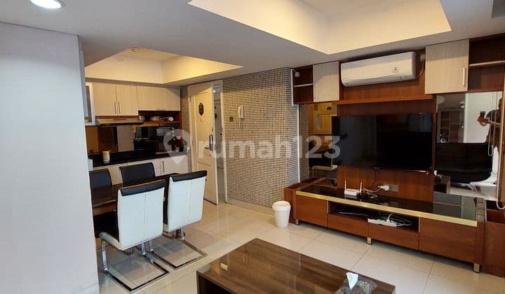 Sell / Rent Marquis De Lafayette Apartment Semarang , Fully Furnished ,66M2 , 2 Bed Room Terluas karena Renovasi Dr Unit 3 Br , Posisi Bagus di Hook dan Hadap Jalan Pemuda