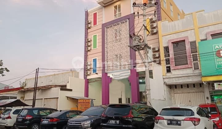 Hotel Aktif Dijual dengan Harga Murah