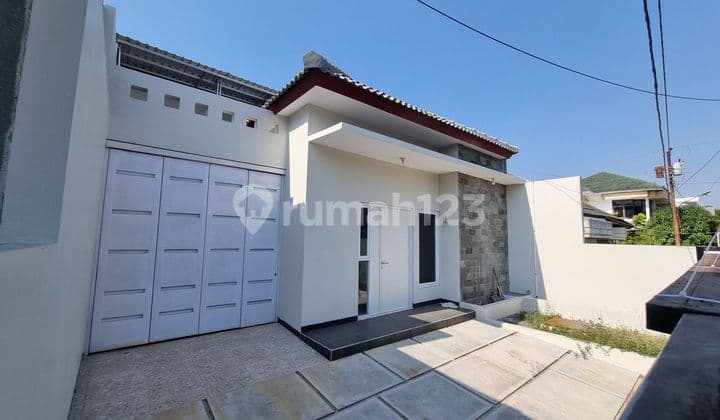 Rumah Baru! Harga Terjangkau! Masih Nego Pula!bangunan Bagus!! Puri Anjasmoro Semarang, 2 Lantai, Shm