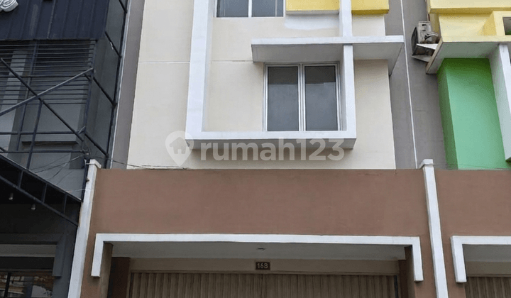 Disewakan Ruko Potensial, Cocok untuk Kantor / Toko / Kuliner Lokasi Harapan Indah 13753 Mia