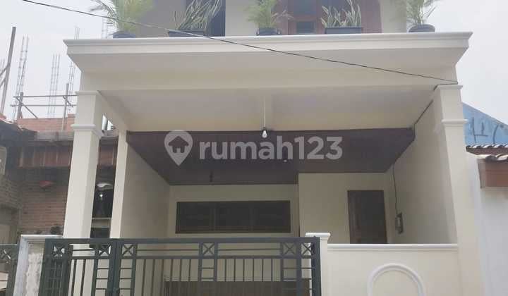 Dijual Rumah Bagus Siap Huni Dekat Stasiun Sudimara Bintaro