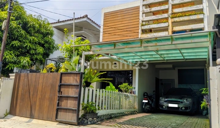 Dijual Rumah Jalan Kesehatan Bintaro Jakarta Selatan