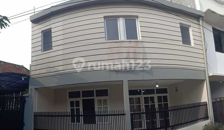 Murah Rumah Cantik Di Sarijadi, Bandung