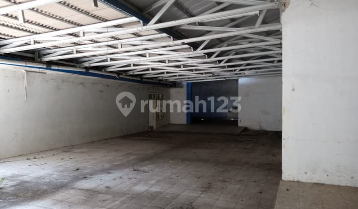 Strategic Warehouse for Sale in Kopo Area with Container Access.