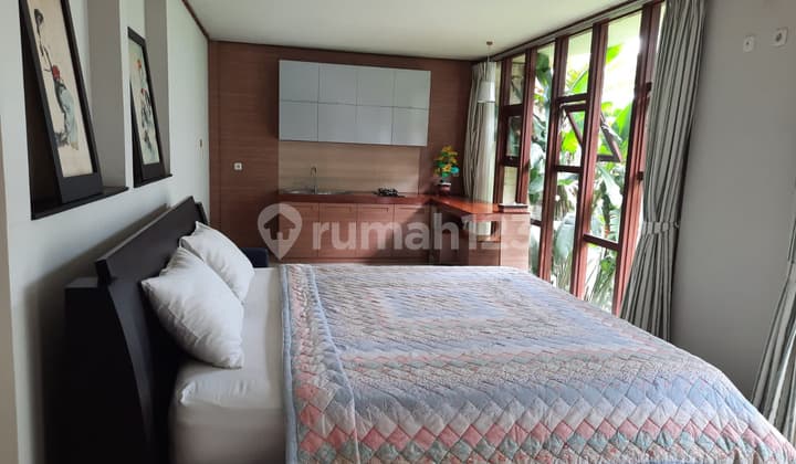 Disewakan Rumah Lux Tropis Parahyangan Permai