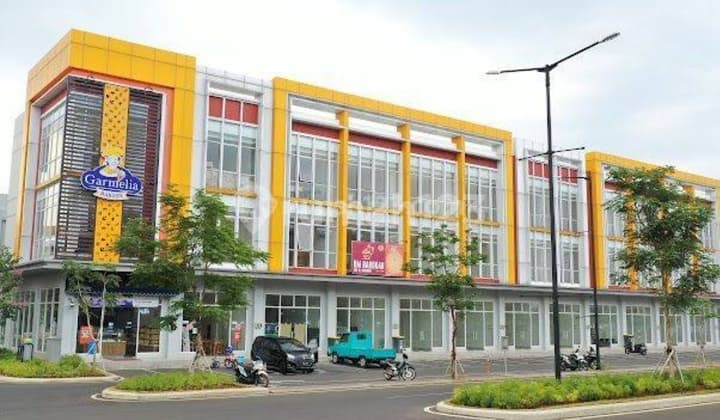 Murah!! Sewa ruko baru 3 lantai di Summarecon Bandung