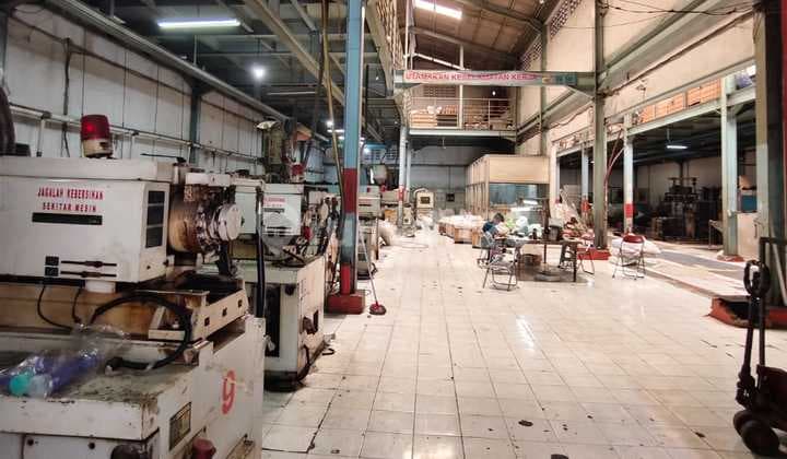 Termurah Gudang Pabrik akses Kontener dekat TOL Kopo, Bandung Kondisi Terawat