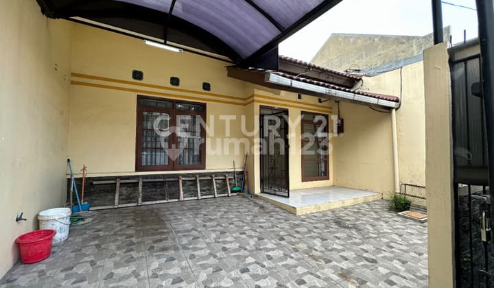 Rumah Nyaman Dan Strategis Di Taman Holis Indah Bandung