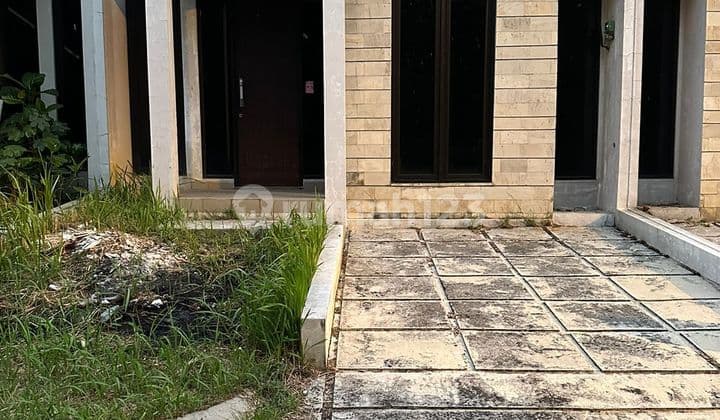 Rumah di Botanica Valley Serpong, hadap Timur tidak jauh dari BSD