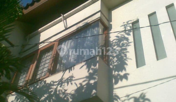 Rumah 2 Lantai Jatibening Dekat Stasiun LRT dan Exit Tol