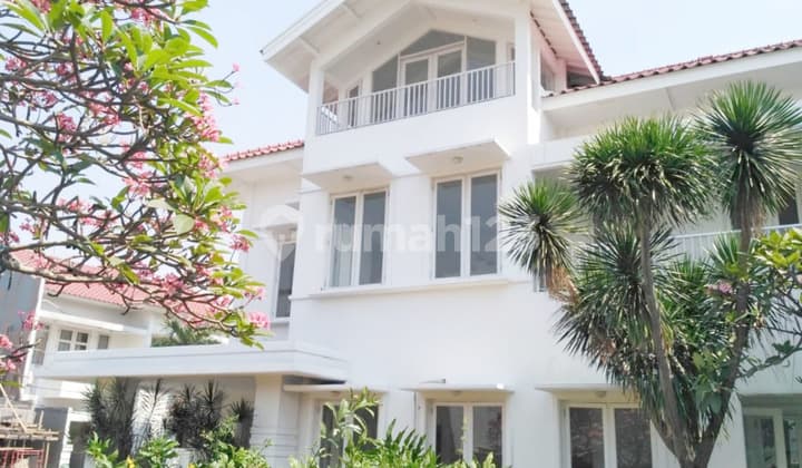 Rumah Modern 2 Lantai di Cipete, Jakarta Selatan