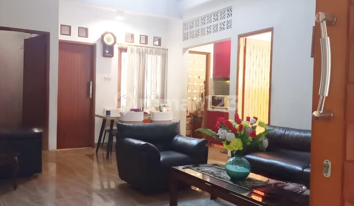 Rumah di Pondok Indah 3 Kamar Tidur SHM