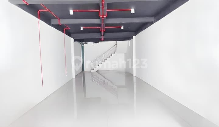Ruko Luas 350 M2 di Kemang Jakarta Selatan