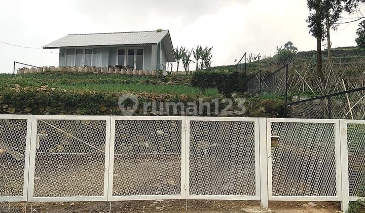 Rumah Villa di Ciwidey Bandung Dekat Rancaupas SHM