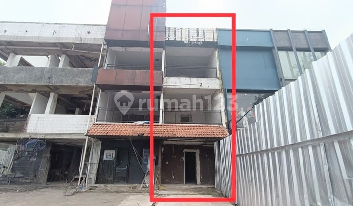 Ruko Strategis 3,5 Lantai Di Bangka Kemang Open Space