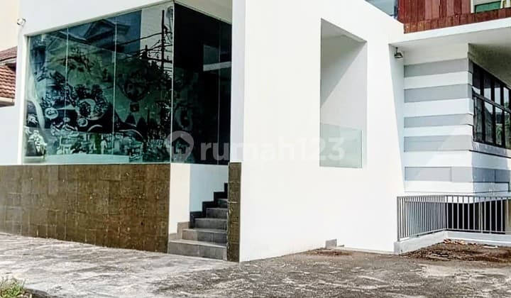 Rumah Hook Modern Di Bangka 15 Kamar Tidur Shgb