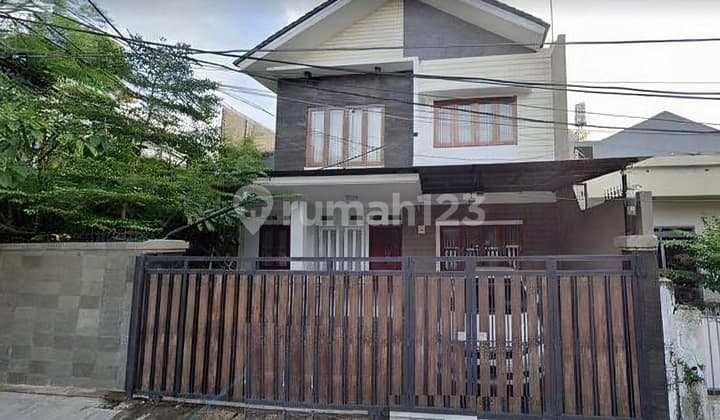 Rumah Modern Minimalis Siap Huni Furnished di Tomang, Jakarta Barat