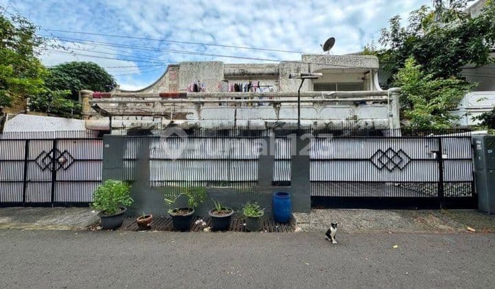 Dijual Rumah Murah Hitung tanah 14 juta/m2 Strategis, Tomang, Jakarta Barat