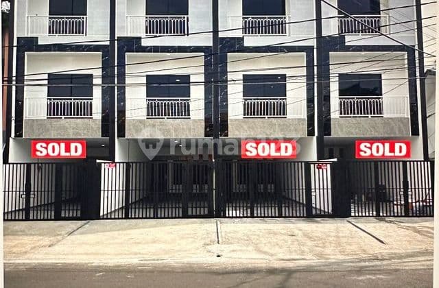 Di Jual Rumah Baru Minimalis, Sisa 1 Unit, Tanjung Duren, Jakarta Barat