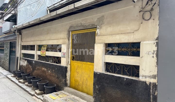 Dijual Rumah Tinggal Cocok untuk Gudang Jakarta Utara Barat