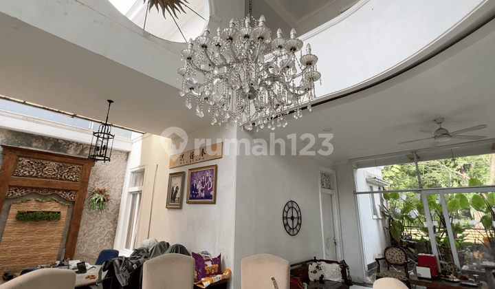 DIJUAL Rumah ASRI dan CANTIK di BSD City Siap Huni Nego
