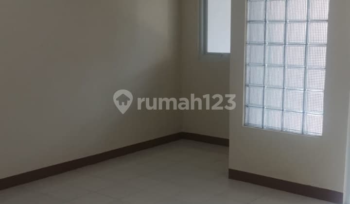 Rumah Medang Lestari Rapih Siap Huni