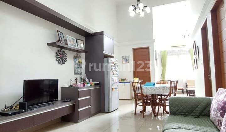 Rumah Murah Full Furnish 2 Lantai di Sektor Gading Serpong