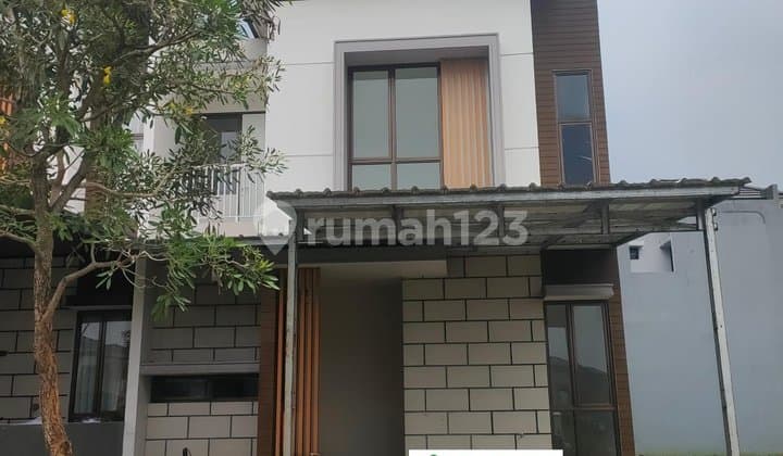 Di Jual Rumah Siap Huni Harga Rp.1.3 M Nego (Ln)