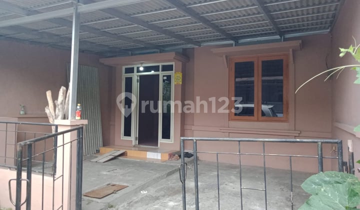 Dijual Rumah Lokasi Graha Pratama Harga Terjangkau