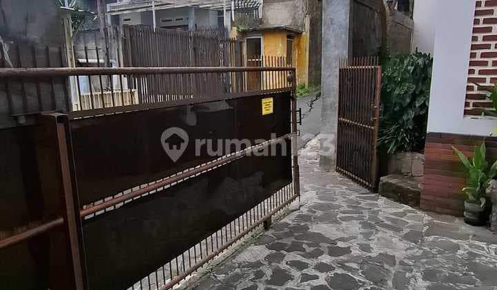 Sewa Rumah Full Furnished Cigadung - Parkir Luas (5 Mobil)