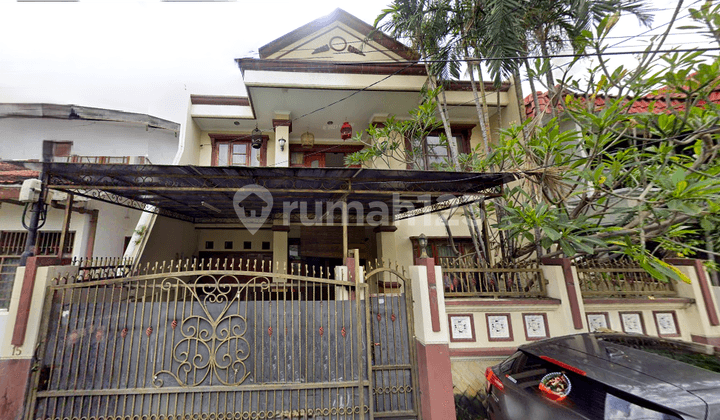 Rumah Tomang. 2.lantai. 10x19. Jalan 2 Mobil. Siap Huni