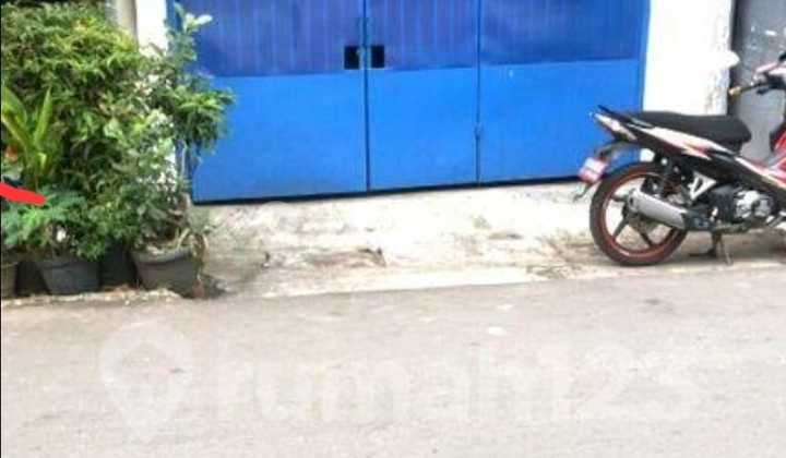 Rumah Tomang. 1.5 Lantai. 4x11. Jalan Lebar 3 Mobil