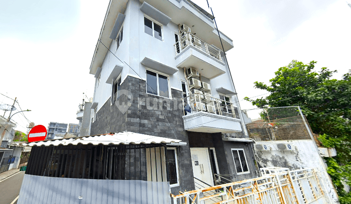 Rumah Kost Hook. Cideng. 4 Lantai. 25 Kamar Kost. Full Furnish