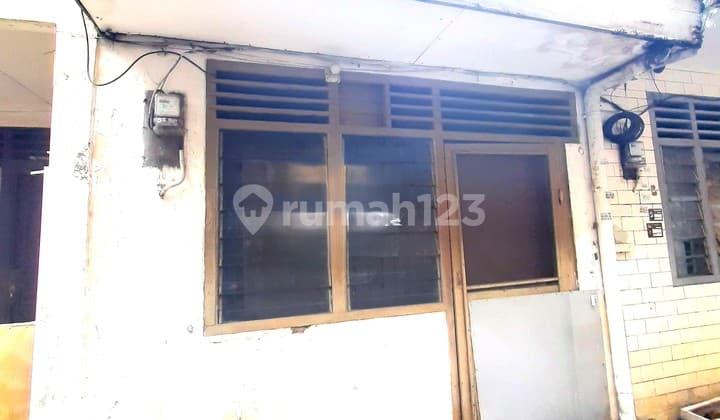 Rumah Tua Cideng. 3X15. Masuk Mobil