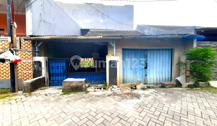 Rumah Tua Taman Cibodas. 8x12. Jalan 2 Mobil.