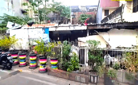 Rumah Tua. Kartini Pasar Baru. 9X12. Jalan Mobil