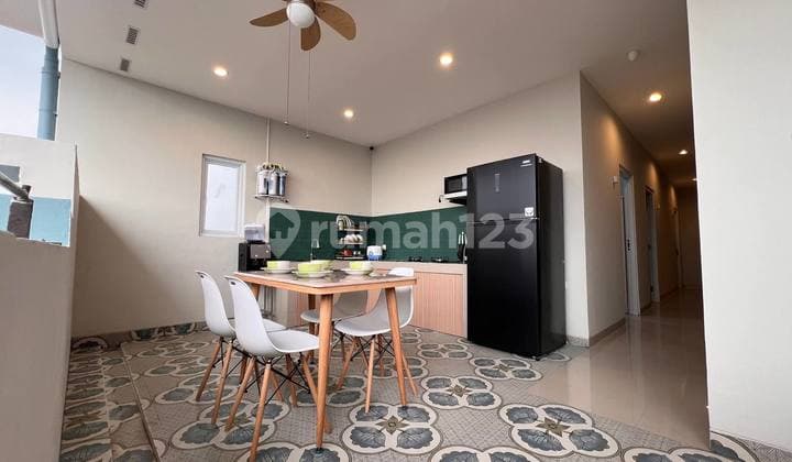 New Boarding House Hook. Near Tangcity Mall. 4 Floors. 33+1 Rooms. Ensuite Bathroom. Fully Furnished.