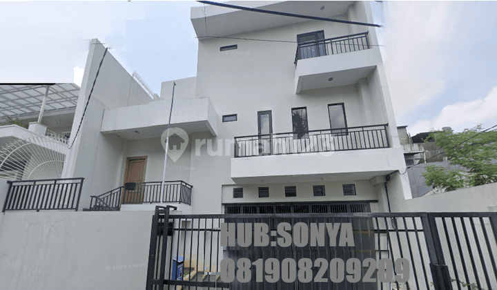 Rumah Baru. Green Vile. 3 Lantai. 11X20. Jalan 2 Mobil. Siap Huni