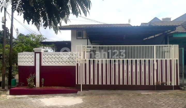 Corner House in Vila Taman Cibodas. 9x13. 3-Car-Wide Road. Ready to Move In.